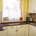 Gesztenye *