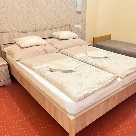Gesztenye Lejlighed