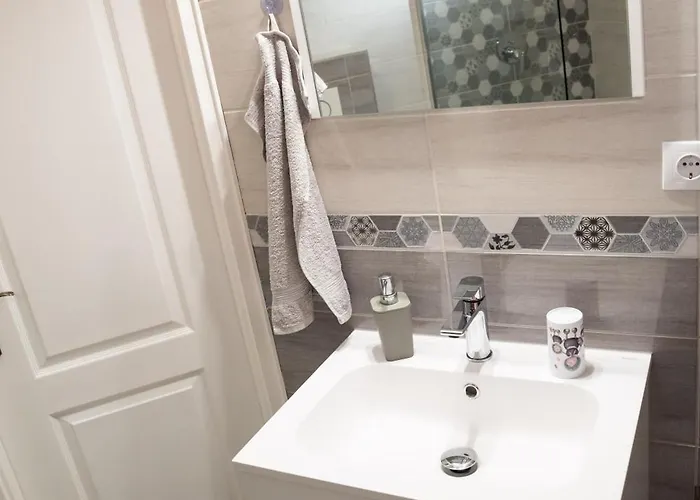 Gesztenye דירה *