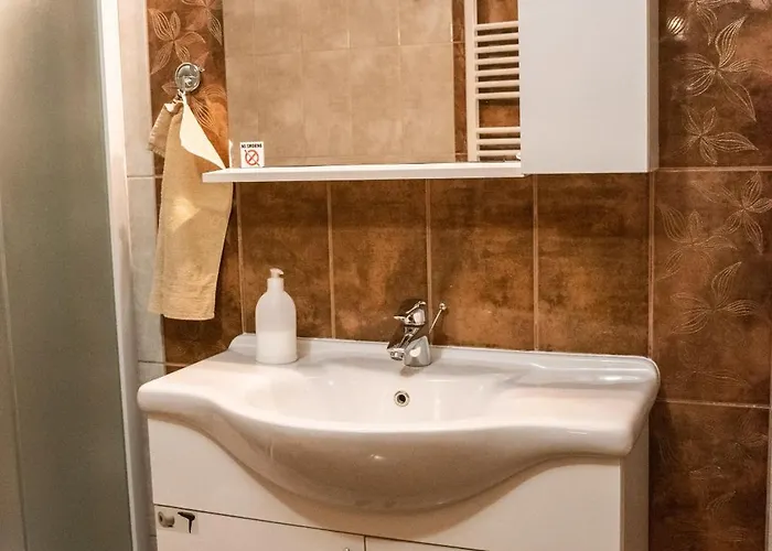 شقة Gesztenye