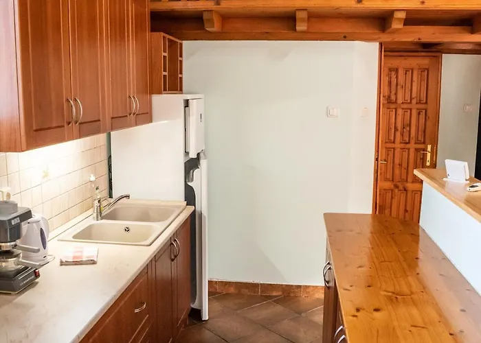 Gesztenye דירה *